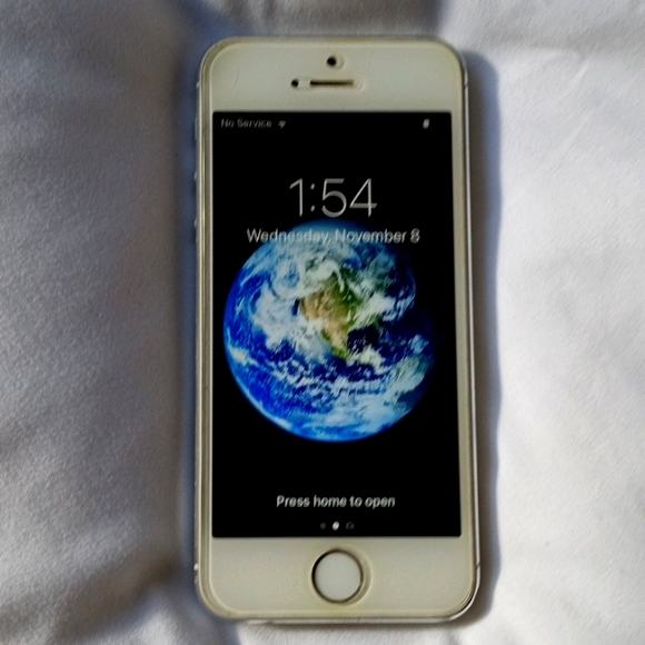 Apple Other - iPhone 5s and comes with the case also. If I can find a charger, that also 😉